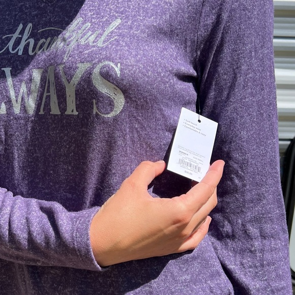 Kohl’s Sonoma super soft tee- brand new with tags - Picture 2 of 2